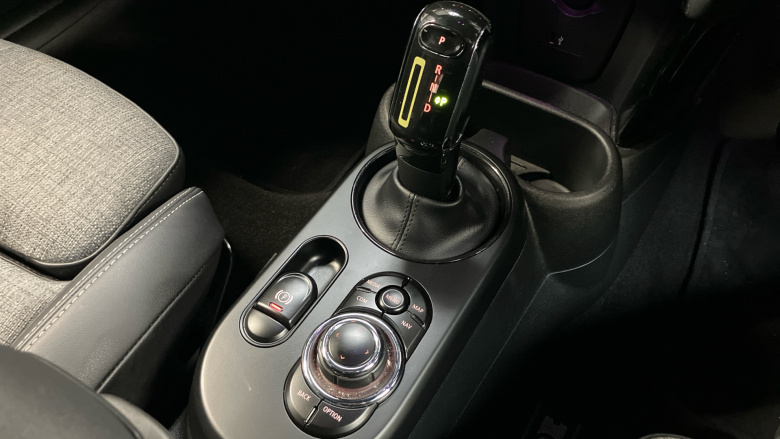 MINI Hatchback 135kW Cooper S Level 2 33kWh 3dr Auto Electric Hatchback